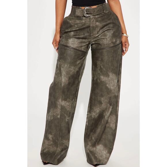 Fashion Nova Pants - Fashion Nova Gray Western Moves Convertible Faux Leather Pants Women’s Medium